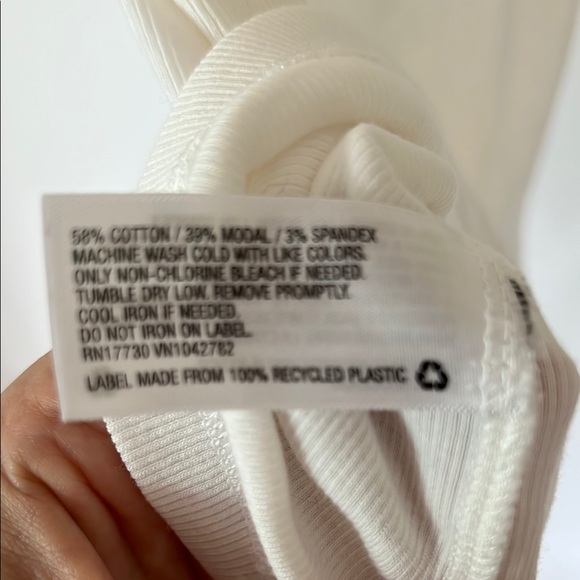 Women’s A New Day White Relaxed Ribbed Tank Top in EUC - Picture 5 of 5